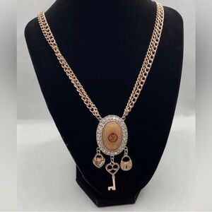 Elegant Gold juicy couture Pendant Necklace with Charms